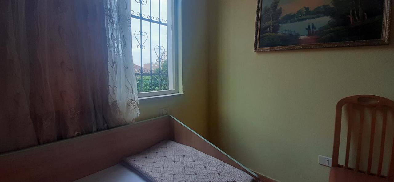 Enki'S Guesthouse Тирана Экстерьер фото